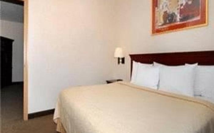Holiday Inn Express & Suites Mountain View Silicon Valley By IHG
