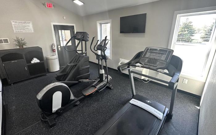 Magnuson Hotel Detroit Airport