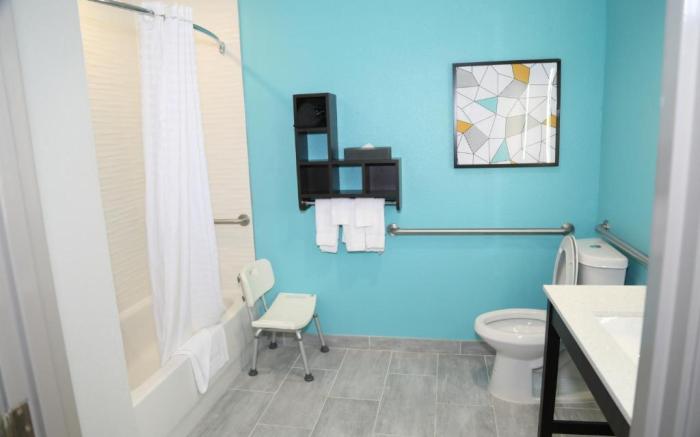 La Quinta Inn & Suites by Wyndham Montgomery