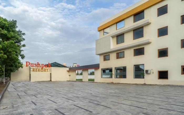 Pushpak Resort