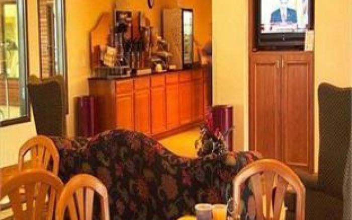 Holiday Inn Express Hotel & Suites Beatrice By IHG