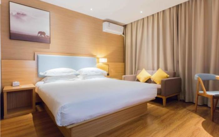 JTOUR Inn Guigang Life Port High-speed Railway Station