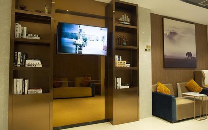 Jtour Inn Huanggang Wuxue City Square
