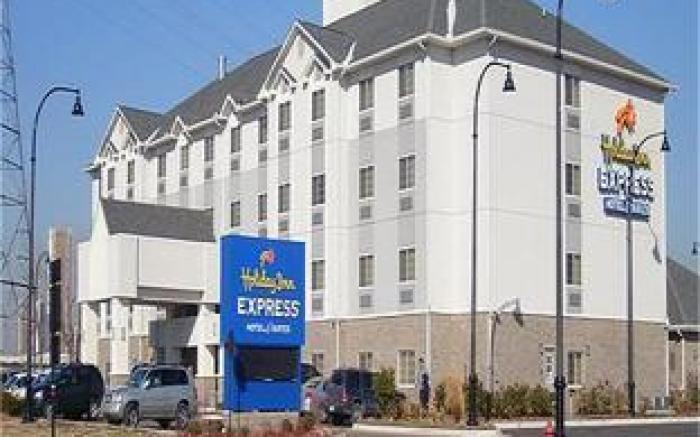 Holiday Inn Express Hotel and Suites Jenks By IHG