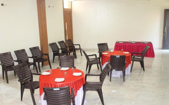Hotel Tapovan