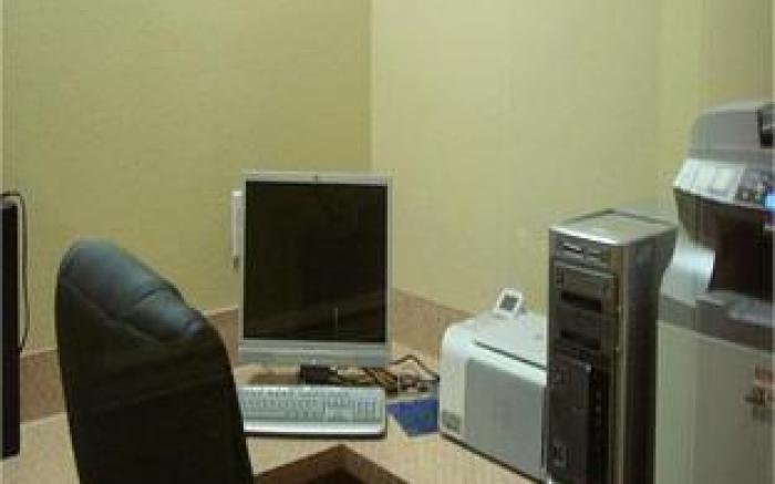 Holiday Inn Express Hotel & Suites Quincy I-10 By IHG