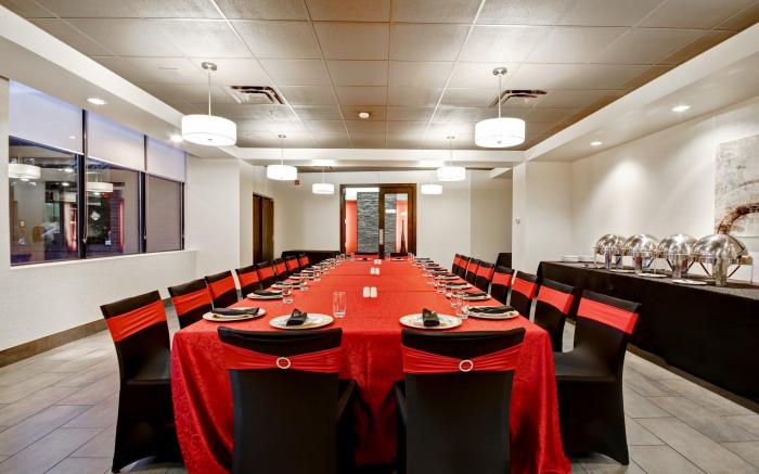 Holiday Inn Windsor Ambassador Bridge By IHG