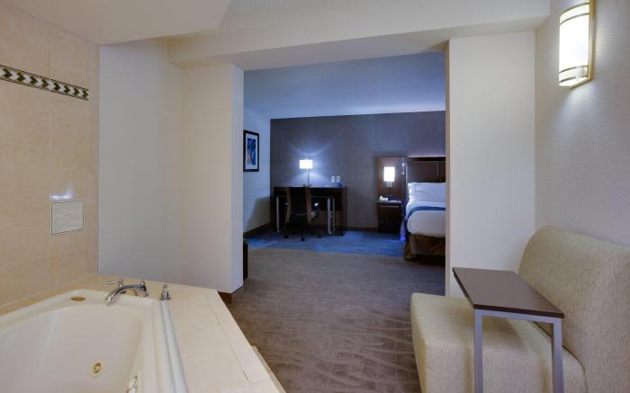 Holiday Inn Express Hotel & Suites Meadowlands Area By IHG