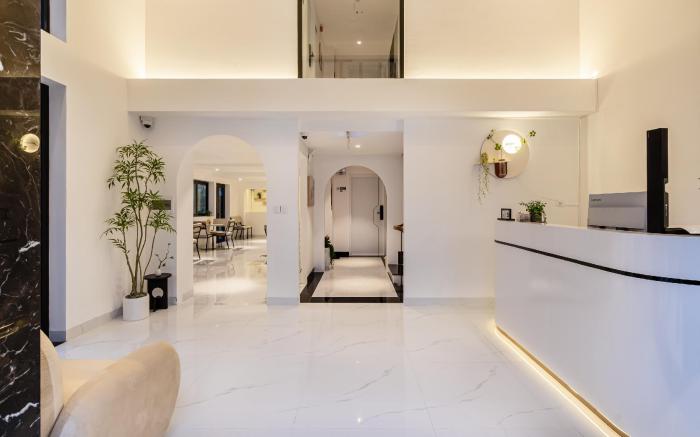 The Royal Hotel and Apartment Phu My Hung