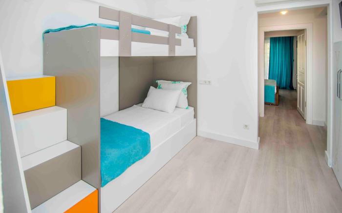 Ocean Blue High Class Hotel