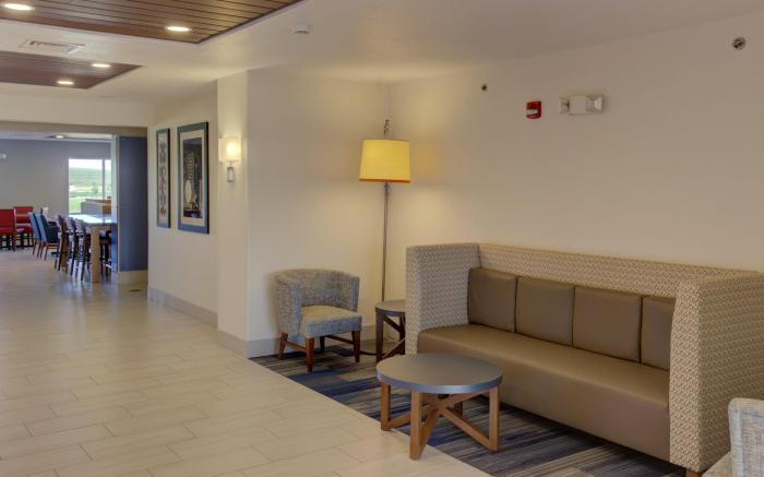 Holiday Inn Express Hotel & Suites Le Mars By IHG