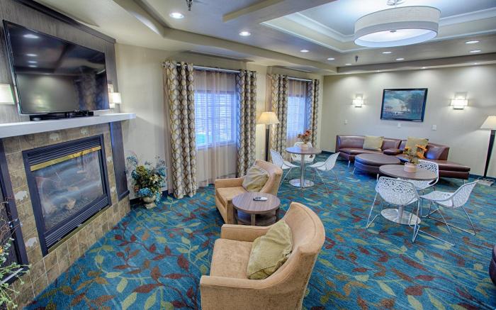 Candlewood Suites Fargo-North Dakota State University By IHG