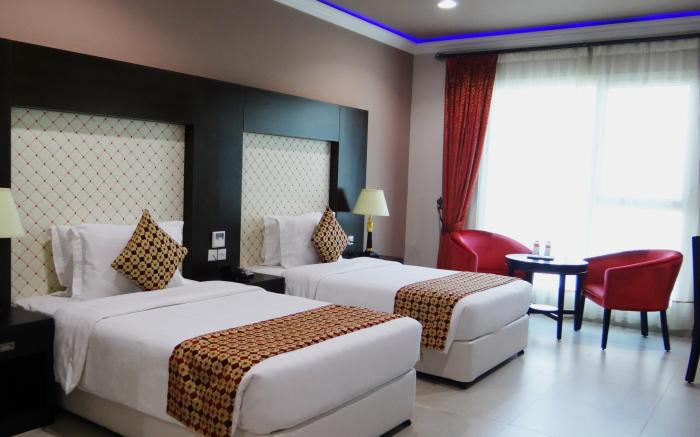 Crystal Palace Hotel