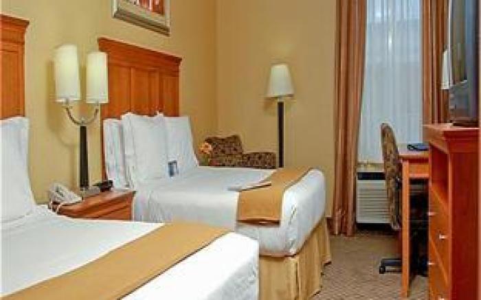 Holiday Inn Express Hurricane Mills Waverly By IHG