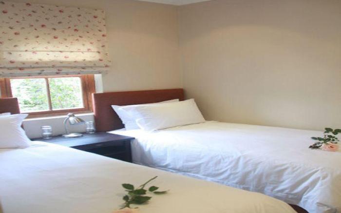 Rose Cottage Dullstroom Bed and Breakfast