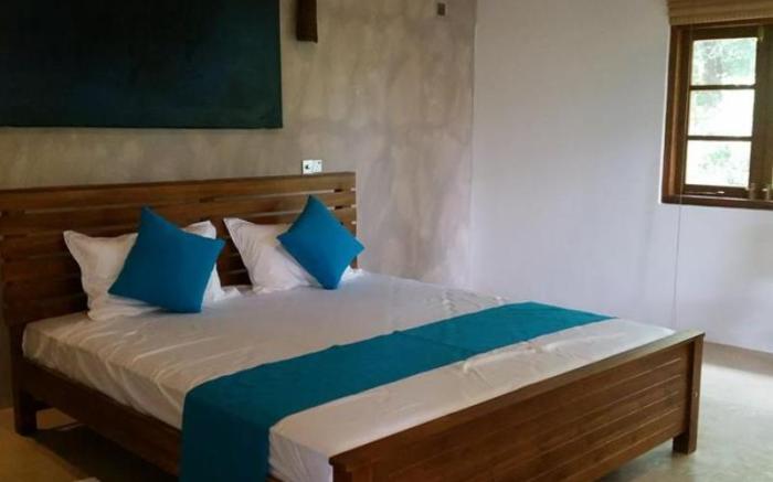 Hotel Garcinia Leaf