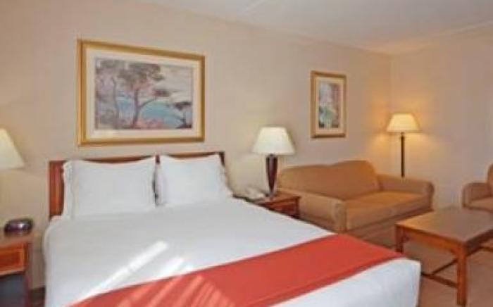 Holiday Inn Express Hotel & Suites Providence-Woonsocket By IHG