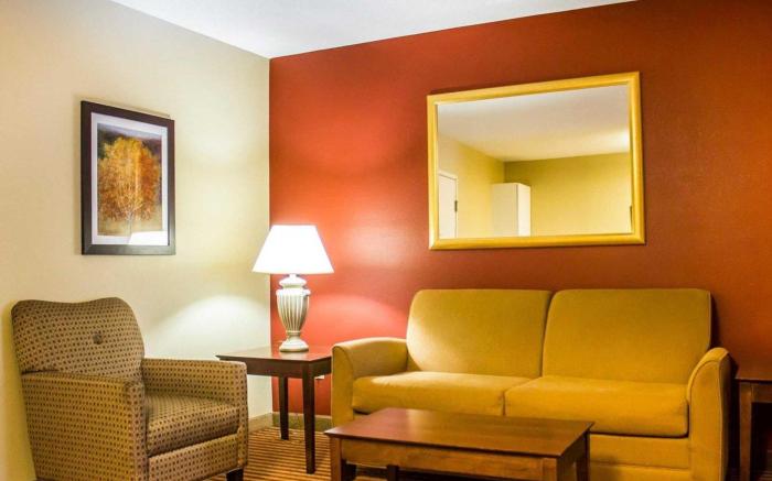 Comfort Inn & Suites