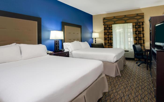 Holiday Inn Express Tower Center New Brunswick By IHG