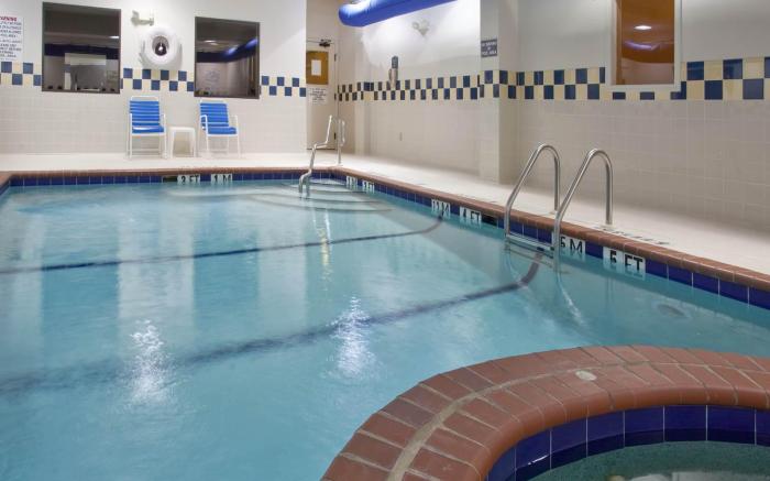 Holiday Inn Express Clanton By IHG