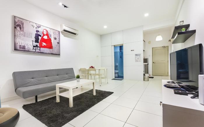 Frank Suite.Akademik@Studio3pax nearAeon IKEA