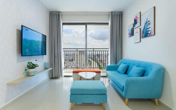 LuxHome Saigon - Rivergate Residence