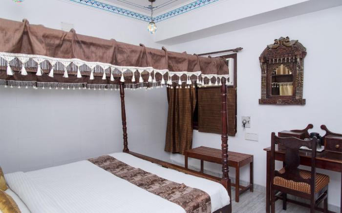 Hotel Pichola Haveli