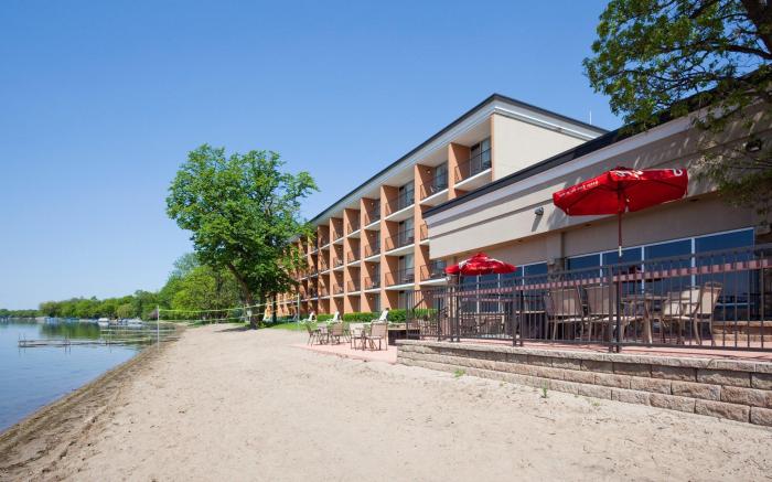 Holiday Inn Detroit Lakes By IHG