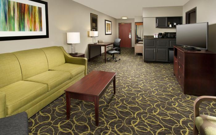 Holiday Inn Express Hotel and Suites DFW-Grapevine By IHG