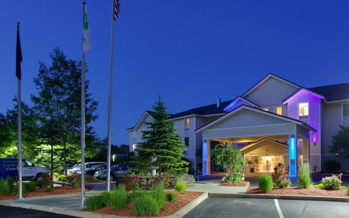 Holiday Inn Express Hotel & Suites Brattleboro By IHG