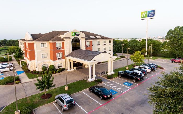 Holiday Inn Express Hotel & Suites Greenville By IHG