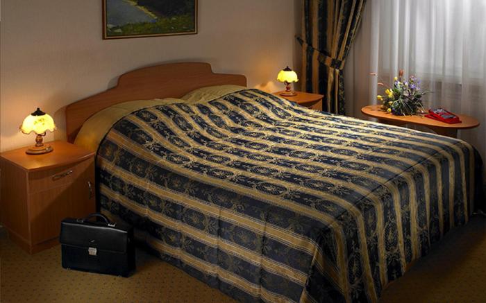Ukraina Hotel