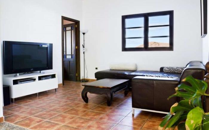 Economy Inn and Suites Tomball