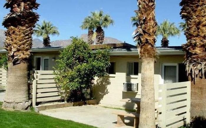 Stanlunds Inn and Suites