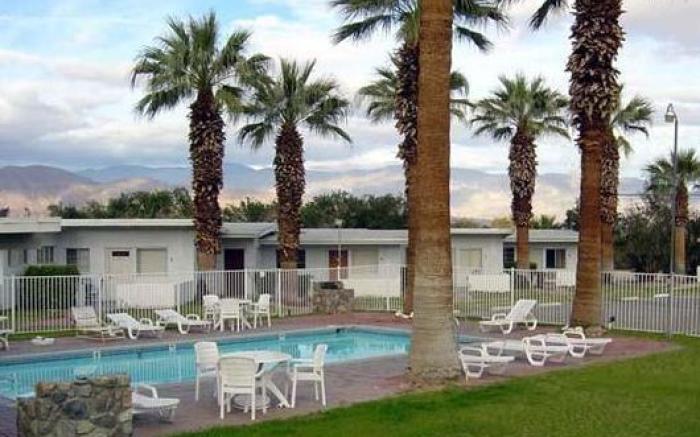 Stanlunds Inn and Suites