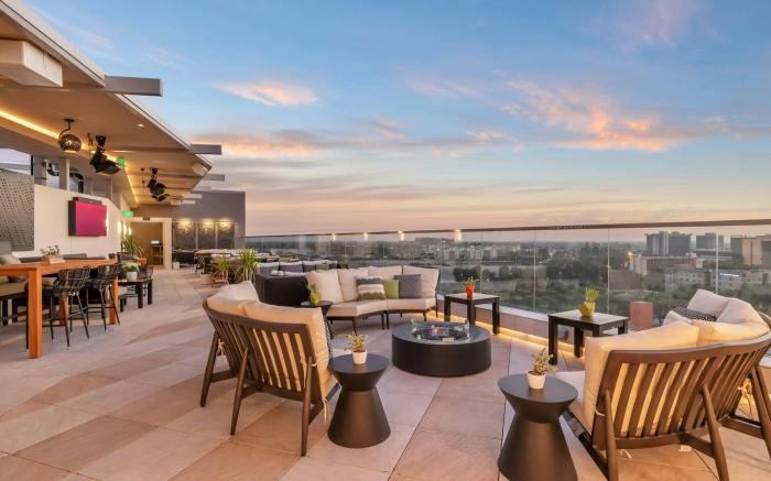 JW Marriott, Anaheim Resort