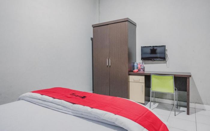 RedDoorz @ Jalan Hayam Wuruk Lampung 2