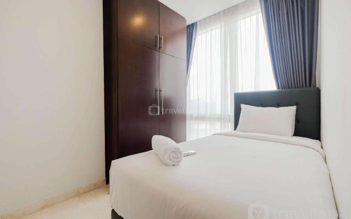 Spacious 2BR @ The Empyreal Apartment By Travelio