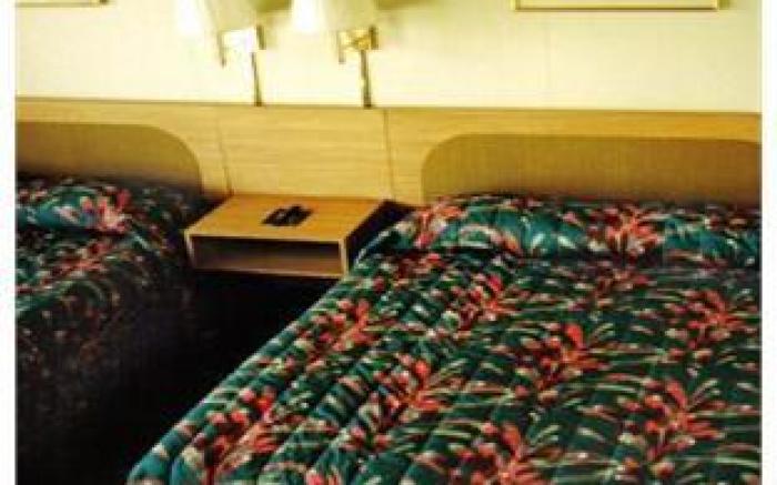 Super 7 Motel