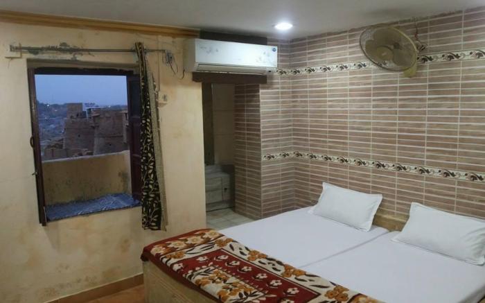 Hotel Desert