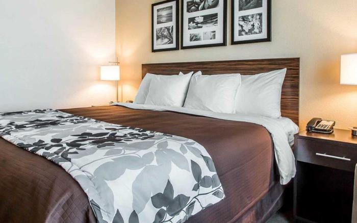 Sleep Inn & Suites