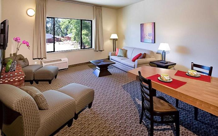 Gaia Hotel & Spa Redding, Ascend Hotel Collection