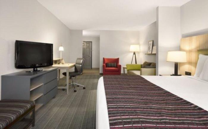 Country Inn & Suites by Radisson, Minneapolis West, MN