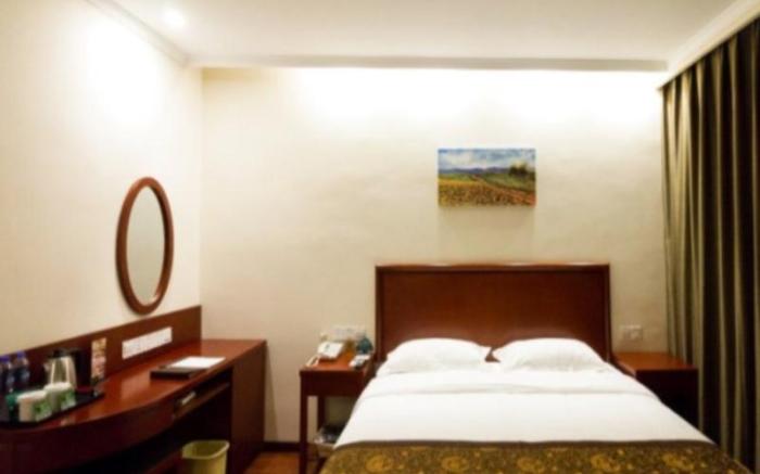 GreenTree Inn Xinxiang Laodong Street Zangying Bridge Business Hotel