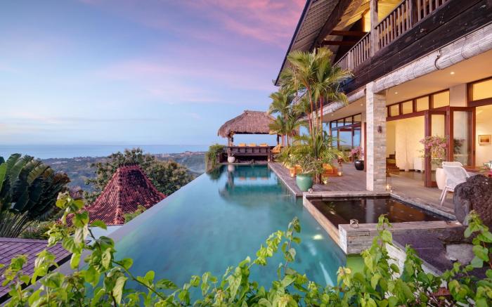 Hidden Hills Villas