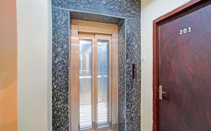 Collection O Prayagraj Bus Stop Formerly Sonica Gold