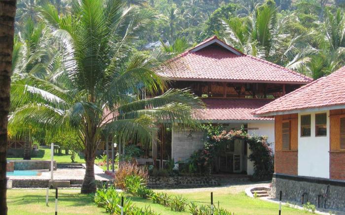 Ocean Queen Resort