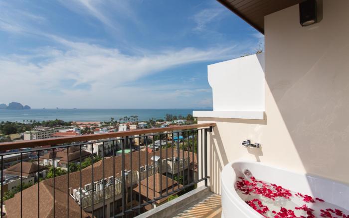 Avani Ao Nang Cliff Krabi Resort