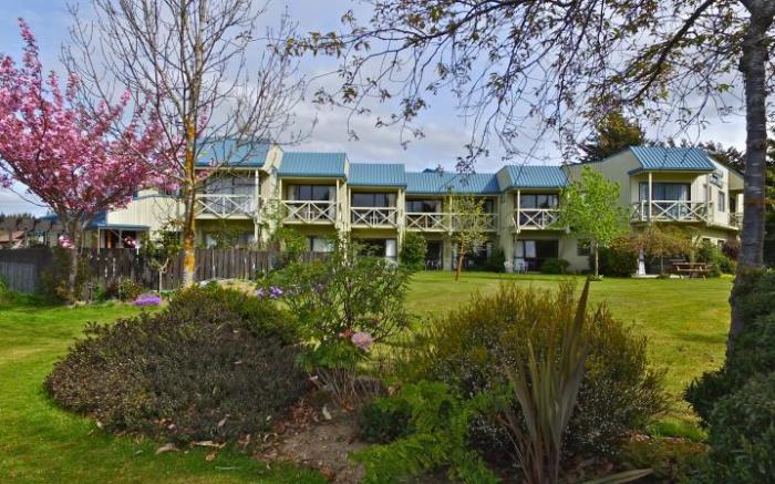 Explorer Motel and Apartments
