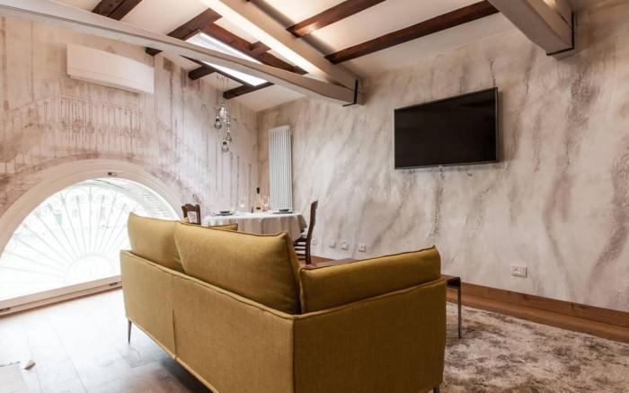 RUBINO Suite with Water view & Fireplace